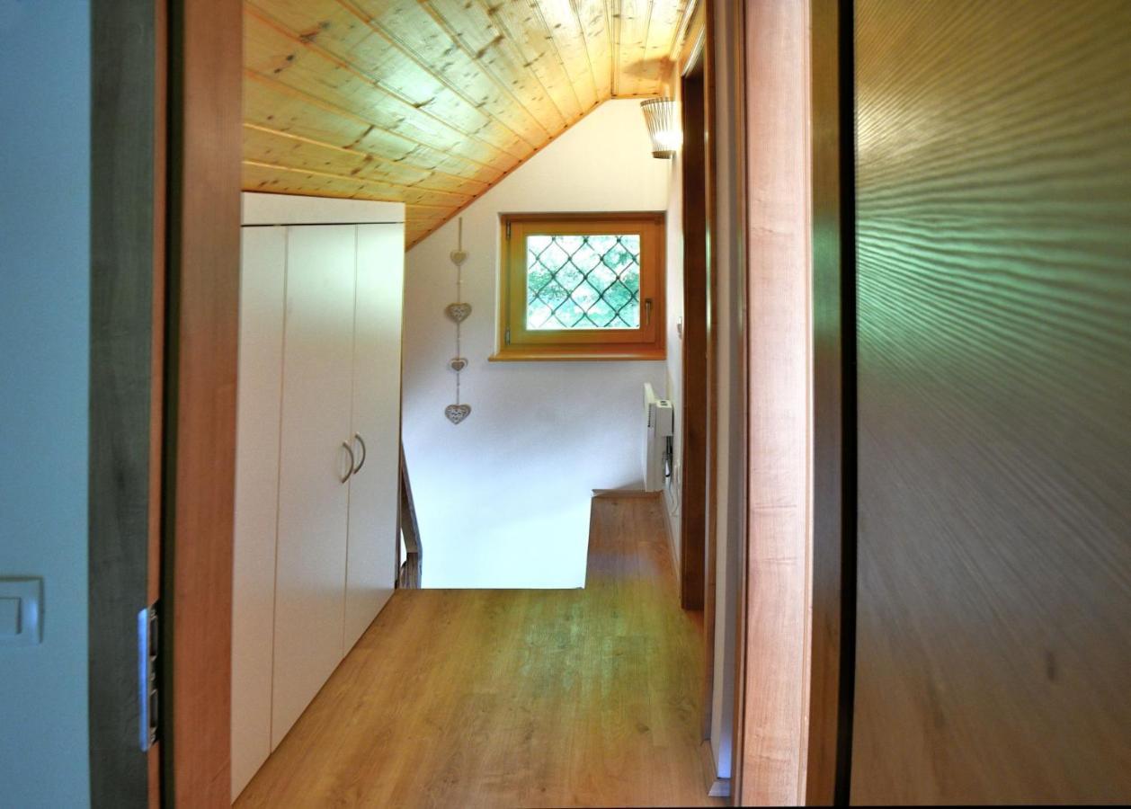 Forest House Villa Vrhnika Bagian luar foto